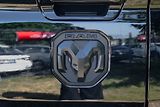 Dodge RAM (2023) 1500 5.7 HEMI V8 LIMITED/NIGHT - náhled 11