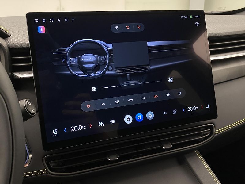 Lynk & Co 01 (2025) MORE PHEV AUT CZ 1.maj - fotka 43 z 95