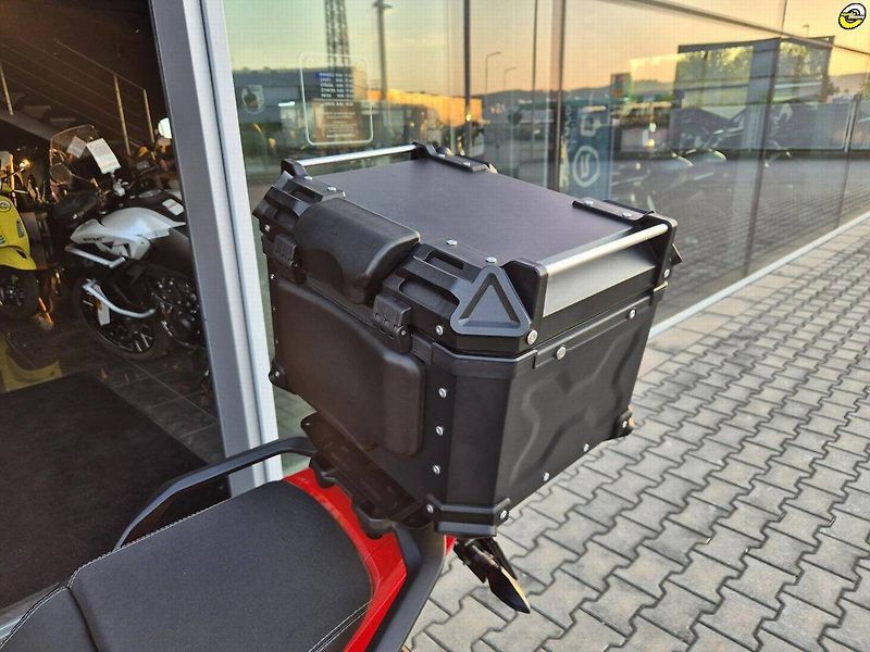 Moto Morini X-Cape 650 (2026) X-Cape 700 (2026) – 1. majitel - fotka 14 z 20