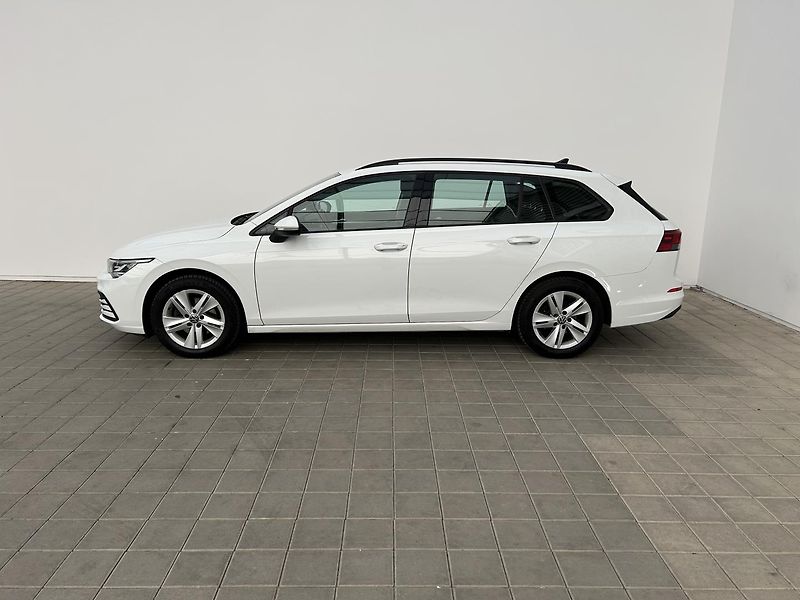 Volkswagen Golf 1.5 TSi Life - fotka 3 z 24