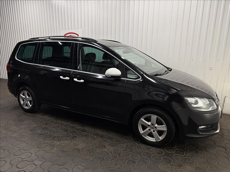 Volkswagen Sharan 2.0TDI 110kW 4MOTION MANUÁL 1M - fotka 11 z 38