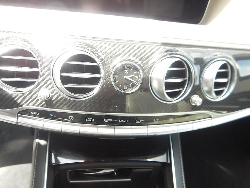 Mercedes-Benz Třídy S S 400 D 4MATIC - fotka 21 z 33