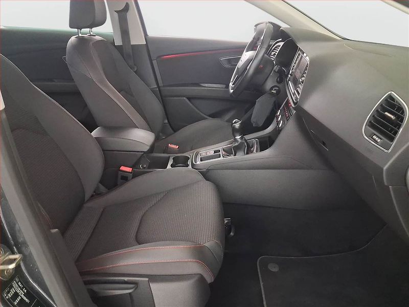 Seat Leon (2019) Top Sport 1.5 TSI, Kůže, Navi - fotka 9 z 17