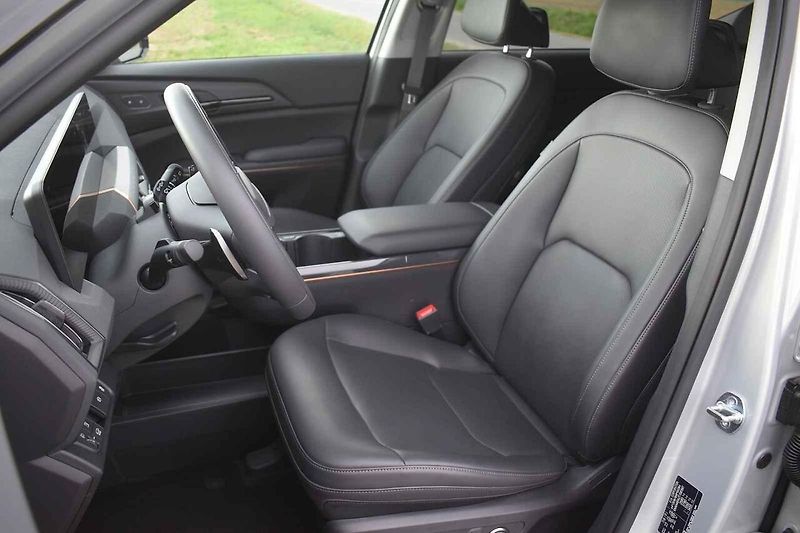 Kia EV5 je solidně velký rodinný elektromobil.