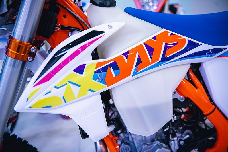 KTM 450 EXC SIX DAYS NOVÁ 0 KM  - fotka 8 z 50