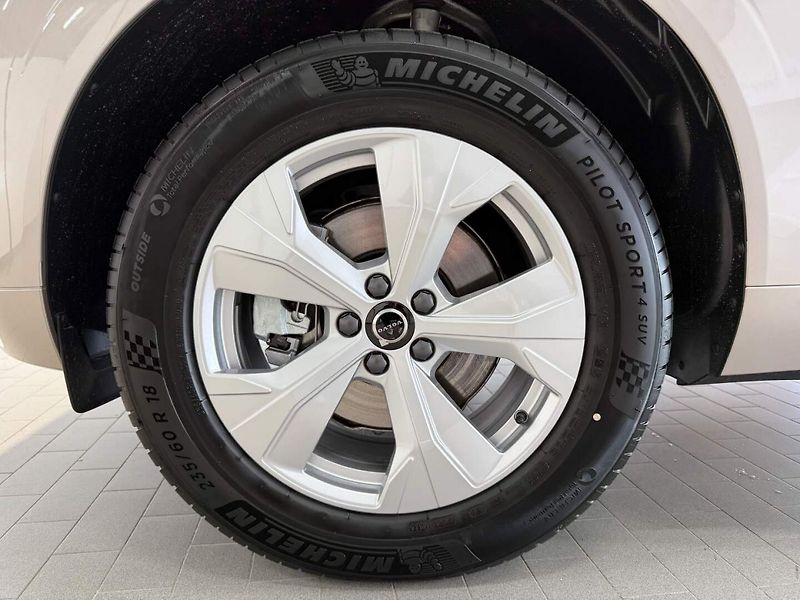 Volvo XC60 (2026) B5 2.0L 250+14 HPAT8 AWD CORE - fotka 26 z 26