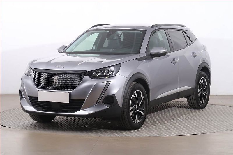 Peugeot 2008 (2020) Allure 1.2 PureTech, Automat - fotka 2 z 25