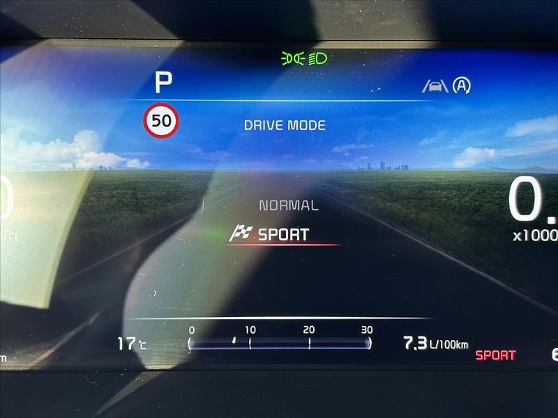 Kia Ceed 1,5 TGDi AT TOP ZÁRUKA TAŽNÉ - fotka 48 z 51