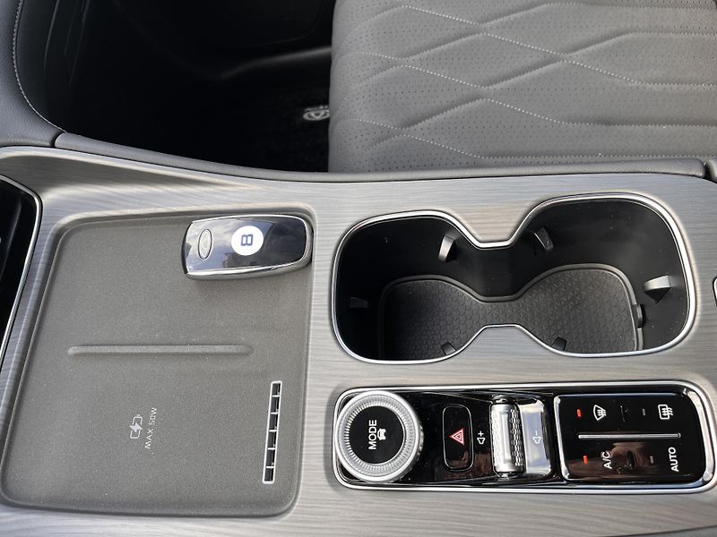 Chery Tiggo 8 (2026) 1,6 ICE UNIQUE demo vůz - fotka 31 z 37