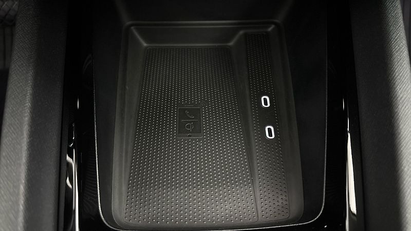 Škoda Octavia 2.0 TDI DSG Style - fotka 23 z 28