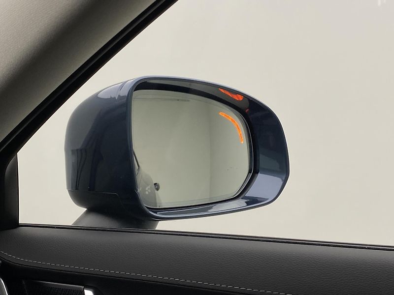 Volvo V90 CC B6 AWD BRIGHT PLUS AUT CZ - fotka 36 z 63