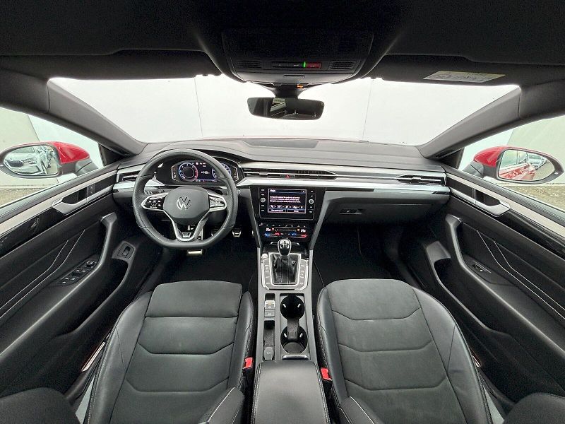 Volkswagen Arteon (2022) 2.0 TDI 110kW R-LINE - fotka 10 z 35