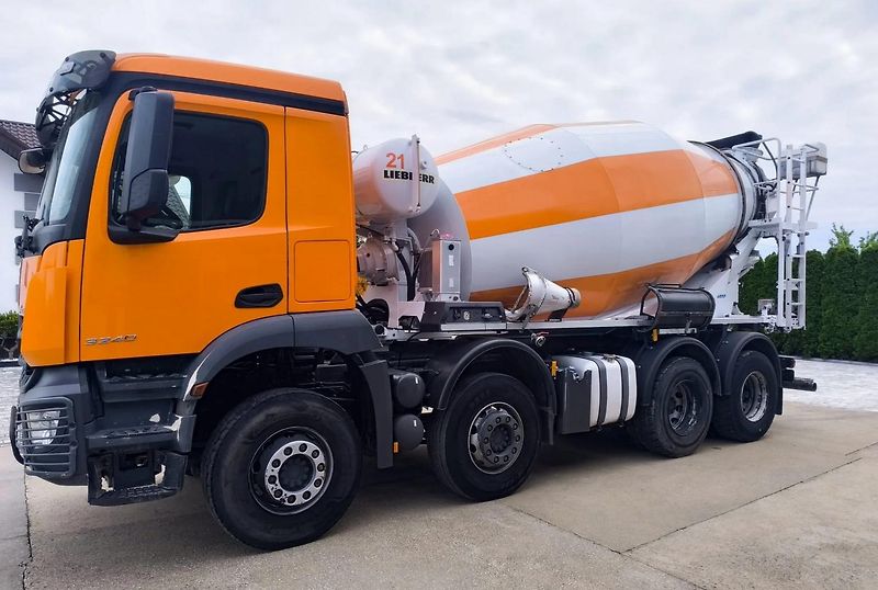 Mercedes-Benz (2022) Arocs 3240 8x4 MIX EURO 6 - fotka 3 z 11