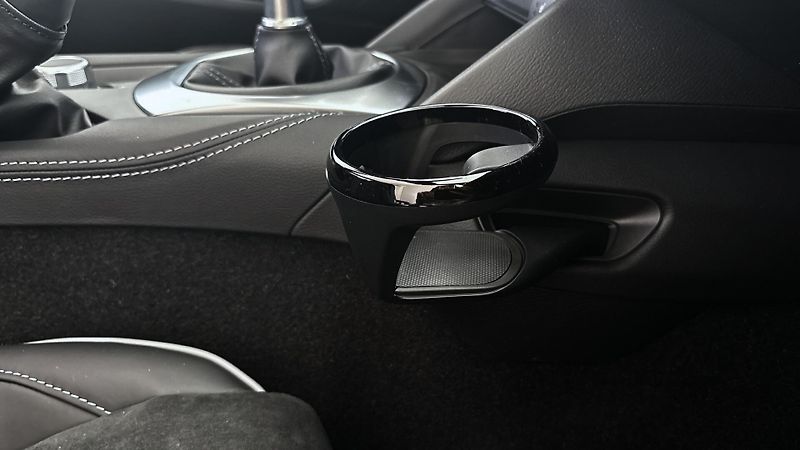 Mazda MX-5 (2026) 1.5 G132 Homura RF PEVNÁ STŘ. - fotka 15 z 21