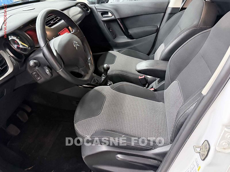 Citroën C3 (2014) 1.0vti, AC, el. výbava - fotka 3 z 3