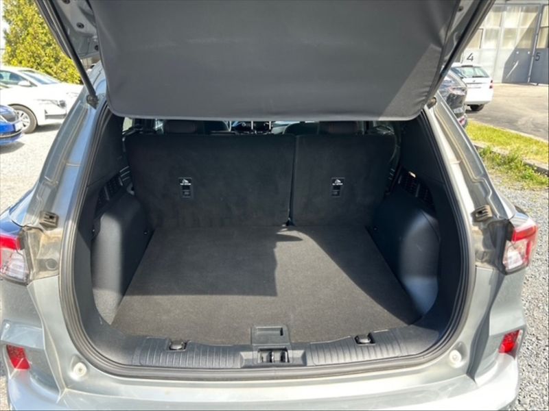 Ford Kuga 2,5 DT HEV ST-Line AWD AT - fotka 6 z 11