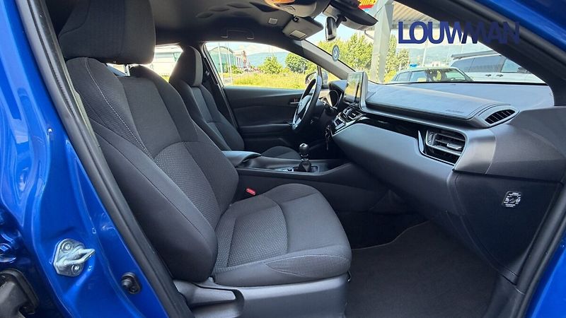 Toyota C-HR 1.2  6M  Active - fotka 16 z 26