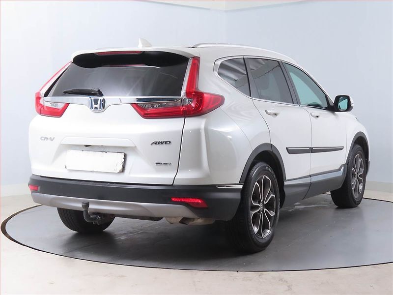 Honda CR-V (2023) Lifestyle 2.0i-MMD HEV - fotka 5 z 17