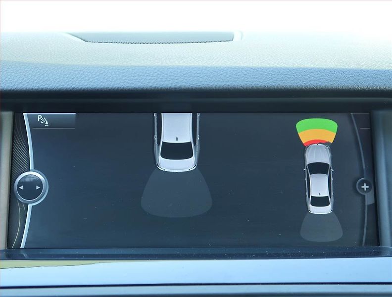BMW Řada 5 (2012) 520d, Automat, Serv.kniha - fotka 19 z 20
