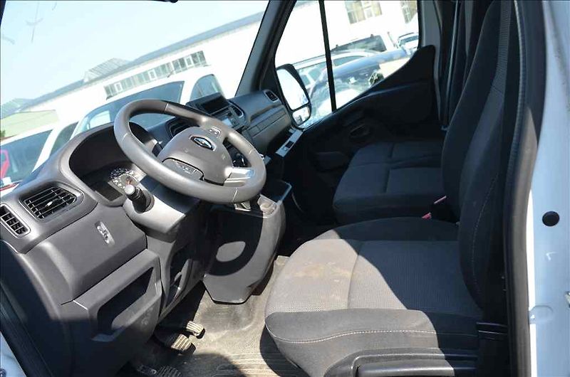 Renault Master (2023) 2,3 DCI - fotka 12 z 15