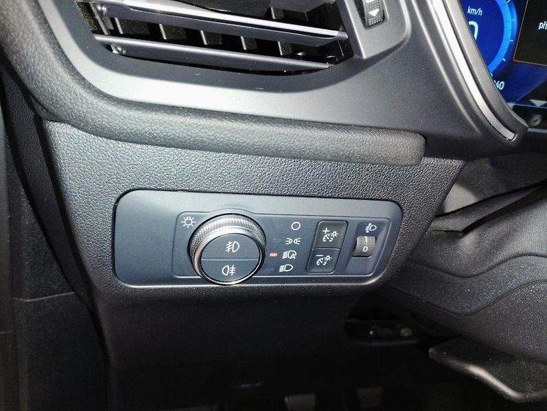 Ford Kuga 1.5T EcoBoost, Titanium  - fotka 22 z 26