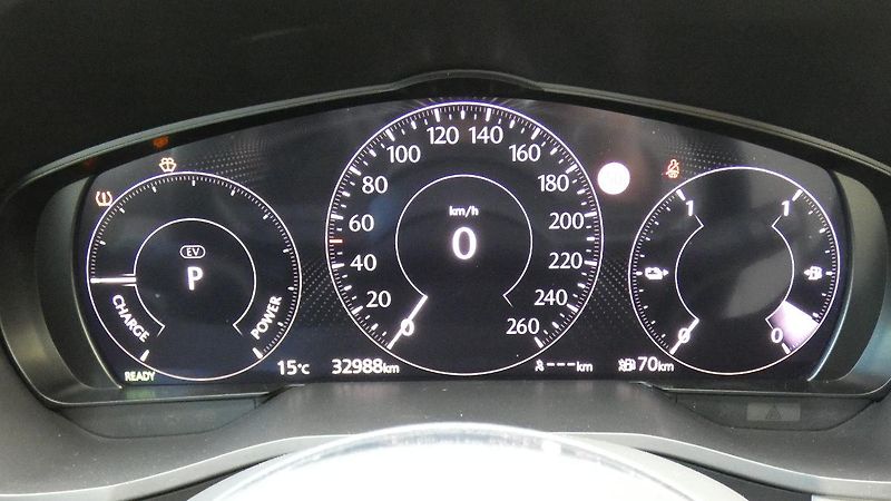 Mazda CX-60 2.5 e-Skyactiv PHEV Takumi - fotka 13 z 28