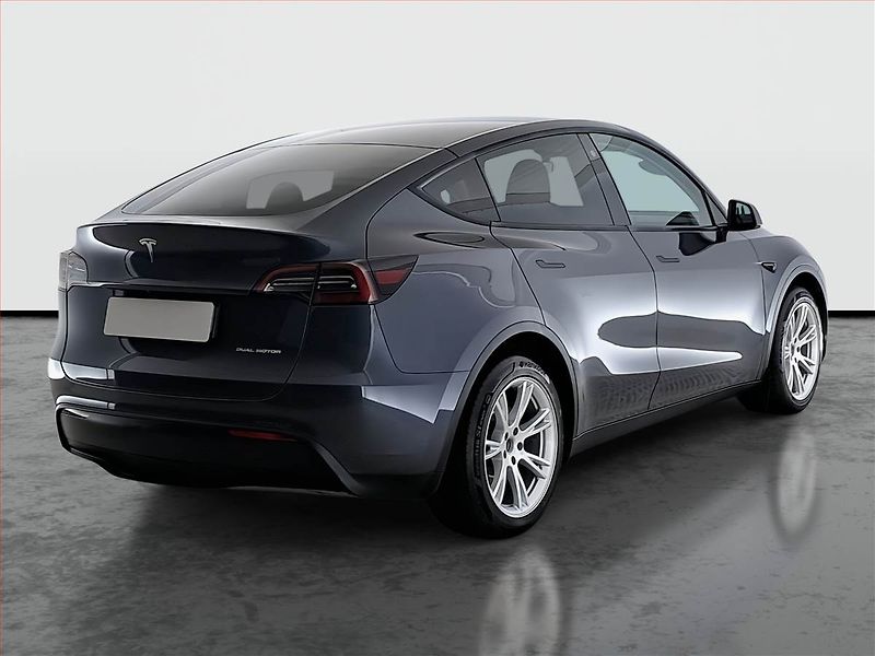 Tesla Model Y (2023) Long Range AWD 79kWh, SoH 91% - fotka 5 z 21