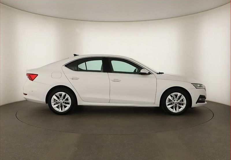 Škoda Octavia (2020) Style 2.0 TDI, ČR,1.maj, Navi - fotka 6 z 13