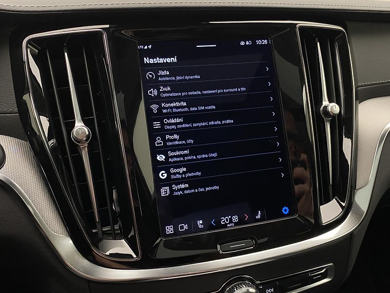 Volvo S60 B5 AWD DARK ULTIMATE AUT CZ - fotka 42 z 50