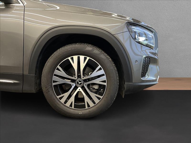 Mercedes-Benz GLB 180 d Progressive Line - fotka 22 z 22