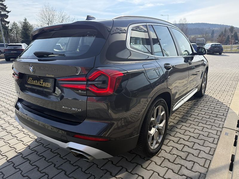 BMW X3 (2022) 30XD 210kW LASER PANORAMA CZ!! - fotka 9 z 43
