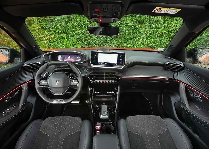 Peugeot chystá příliv svých elektrifikovaných aut.