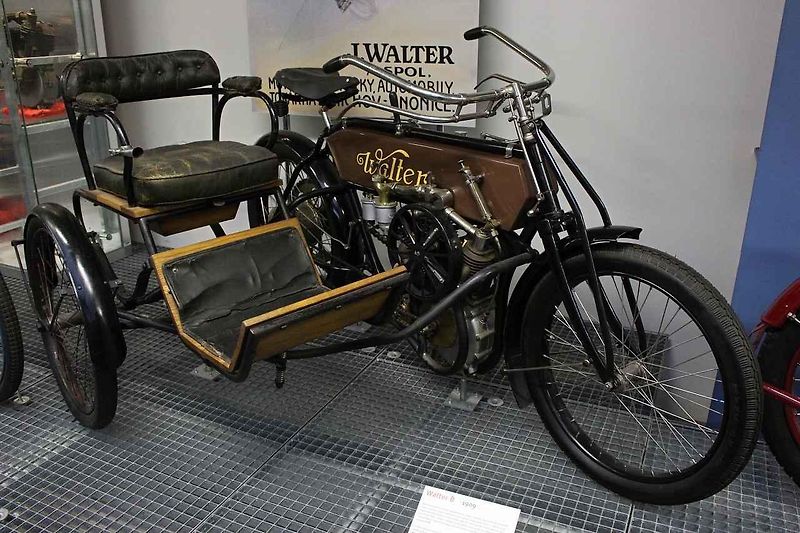 Firma JAC Jaroslava Cvacha z Horažďovic nabízela nejlevnější typ motocyklu v kubatuře 500.