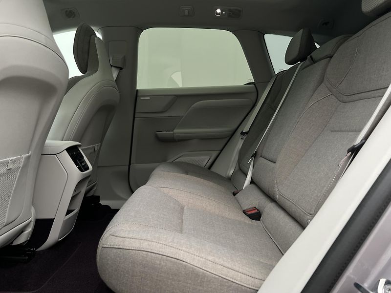 Volvo EX60 (2026) P10 PURE ELECTRIC ULTRA TWIN - fotka 5 z 54