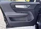 Volvo XC40 B4 AWD // 1. maj // ČR - náhled 11