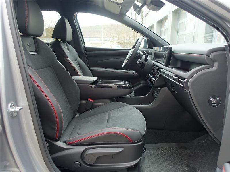 Hyundai Tucson 1,6 T DCT  FL GO Czech N Line! - fotka 9 z 15