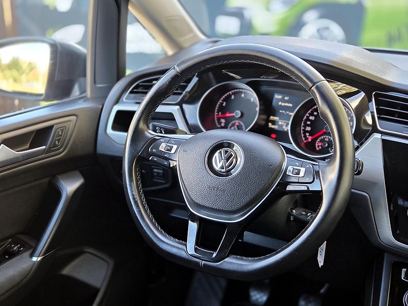 Volkswagen Touran 1,2TSi, 7míst, CEBIA   - fotka 30 z 44