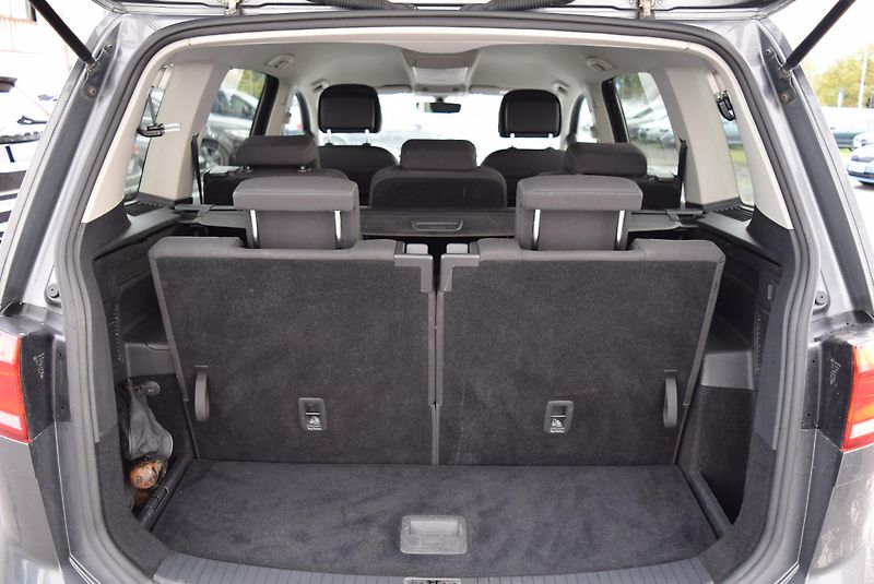 Volkswagen Touran (2017) 1.2TSI 81kw CLBMT 7MÍST TAŽNÉ - fotka 9 z 45