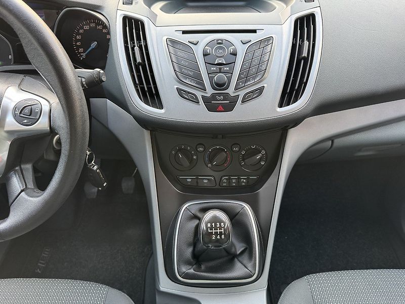 Ford C-MAX (2013) 1.0i EB Klima Winter Paket - fotka 9 z 44