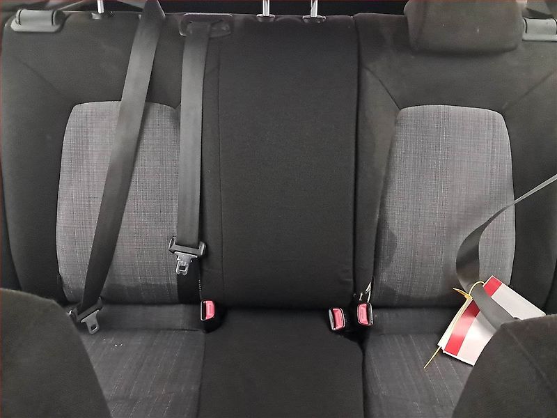 Kia Ceed (2010) 1.6 CVVT, Serv.kniha, po STK - fotka 10 z 16