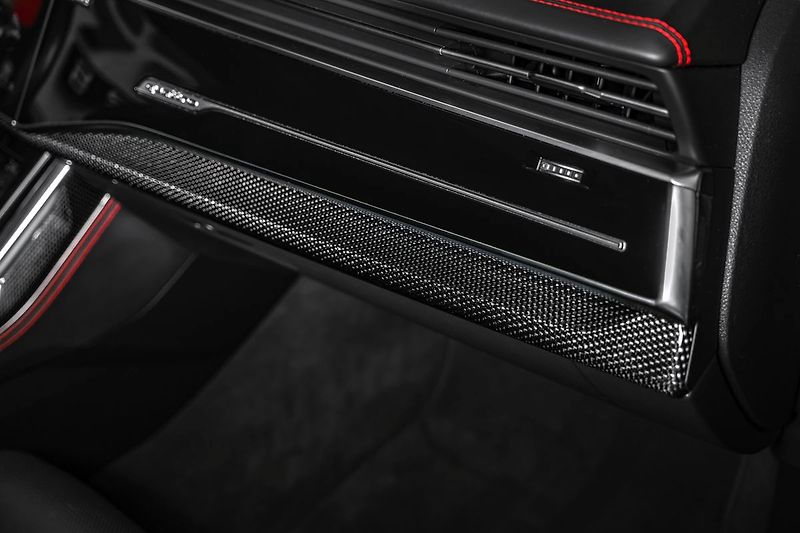 Audi SQ8 competition+, karbon, panorama - fotka 30 z 34