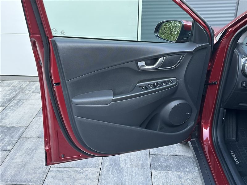 Hyundai Kona 0,0 204PS  electric CZ Edition - fotka 13 z 57