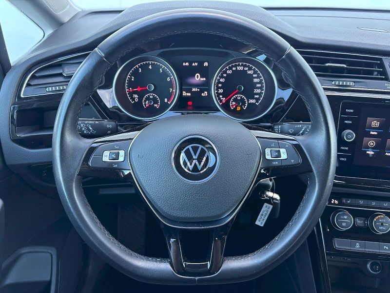 Volkswagen Touran (2022) 1.5 TSI 110kW HighLine 7 míst - fotka 7 z 35