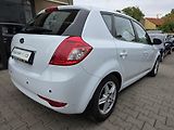 Kia Ceed (2011) 1.4-NÍZKÉ KM-1.MAJ.!!!-KLIMA - náhled 12