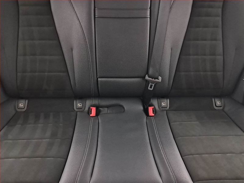 Mercedes-Benz Třídy E (2019) E 400 d - fotka 10 z 18