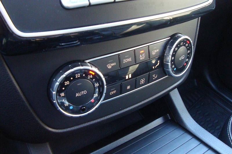 Mercedes-Benz GLE (2017) 350 D,4-Matic,AUT,AMG paket - fotka 77 z 92