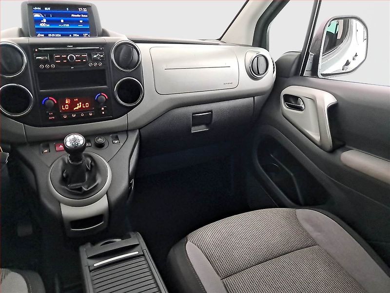 Peugeot Partner (2011) 1.6 HDi, 5Míst, 1Maj - fotka 8 z 18
