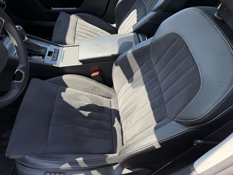 Škoda Superb (2022) 2.0 TDi 110 kw/STYLE/DPH - fotka 17 z 21