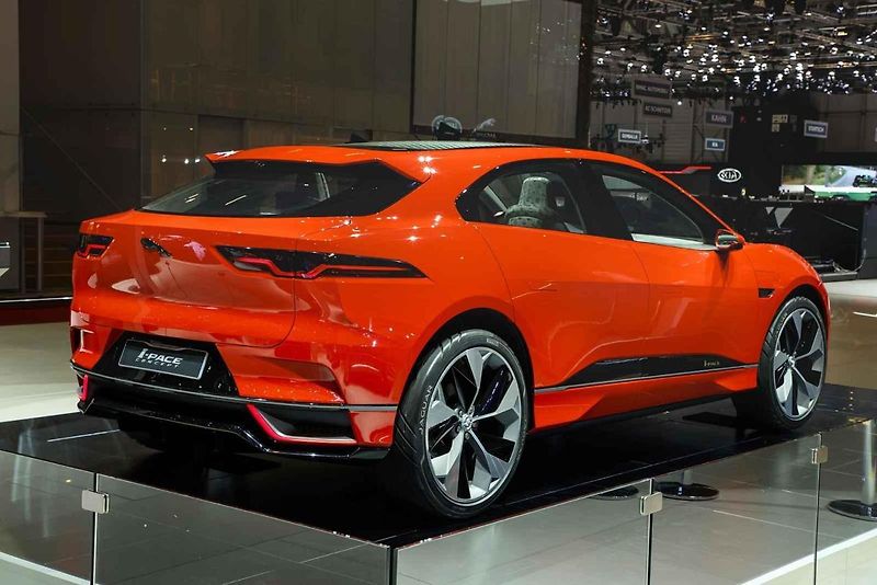 Koncept Jaguar I-Pace.