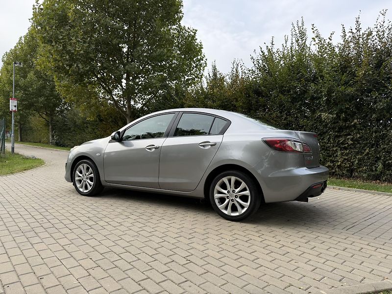 Mazda 3 1.6 Exclusive-Line - fotka 6 z 34